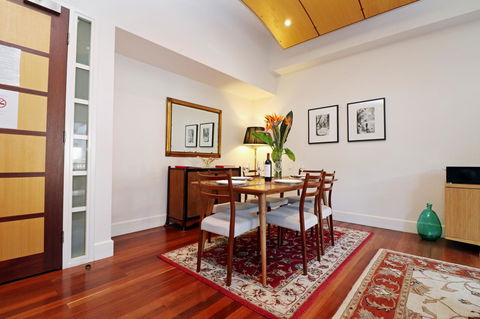Majorca Magic On Flinders Lane - Rejuvenate Stays - Goulburn Accommodation 5