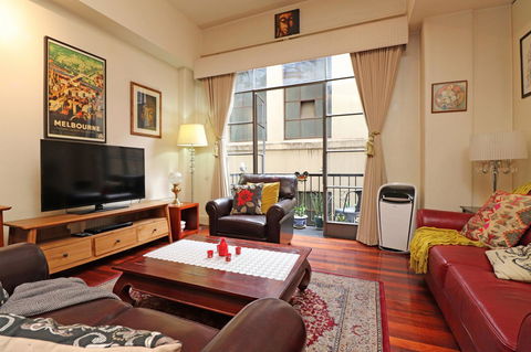Majorca Magic On Flinders Lane - Rejuvenate Stays - Goulburn Accommodation 25