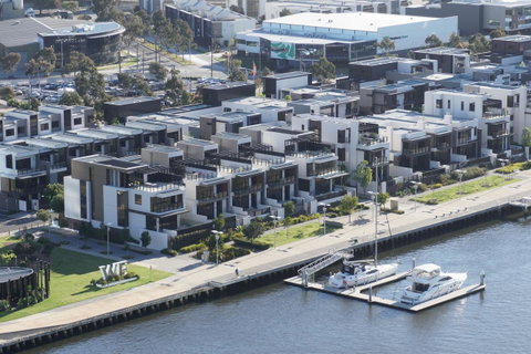 Auzzie Apartments Docklands, Melbourne - Goulburn Accommodation 23
