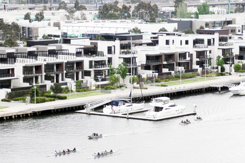 Auzzie Apartments Docklands, Melbourne - Goulburn Accommodation 8