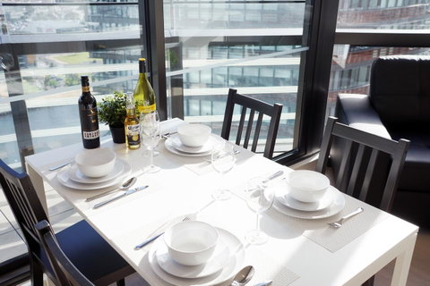 Auzzie Apartments Docklands, Melbourne - Goulburn Accommodation 31