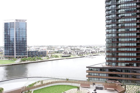 Auzzie Apartments Docklands, Melbourne - Goulburn Accommodation 6