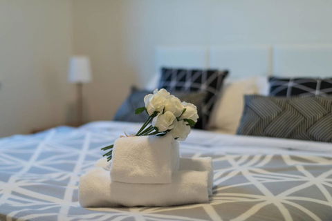 St Kilda Road Park View 3 Bedroom Luxury Apartment - Goulburn Accommodation 13