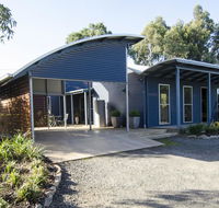 Corrugated Cottage - Goulburn Accommodation
