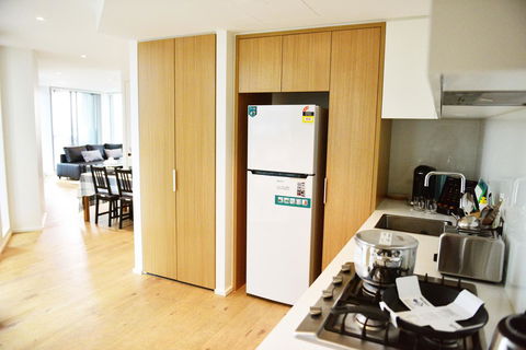 Superb Habour View/ Stylish Apartment / Landmark Building/ Free Tram - Goulburn Accommodation 14