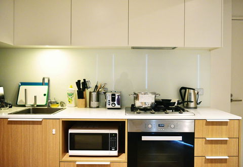 Superb Habour View/ Stylish Apartment / Landmark Building/ Free Tram - Goulburn Accommodation 13