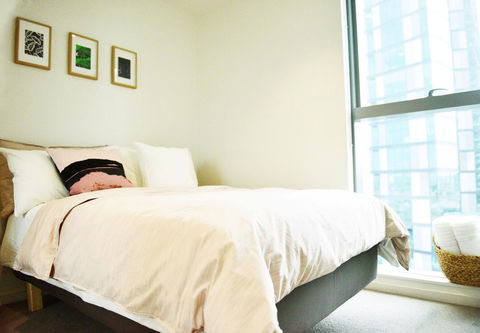 Superb Habour View/ Stylish Apartment / Landmark Building/ Free Tram - Goulburn Accommodation 1