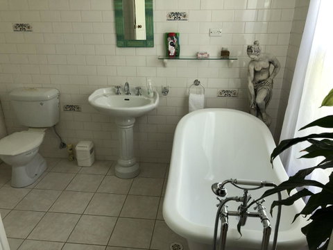 Lorelei Bed & Breakfast - Goulburn Accommodation 11