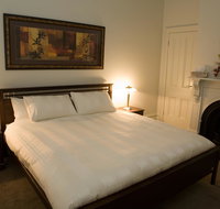 Sabina on Little Myers - Goulburn Accommodation