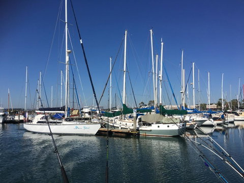 Luxury On The Water (Private Luxurious Boat) - Goulburn Accommodation 7