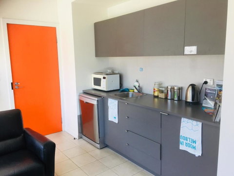 Luxury On The Water (Private Luxurious Boat) - Goulburn Accommodation 14