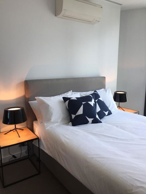 ReadySet Apartments At Lighthouse - Goulburn Accommodation 10