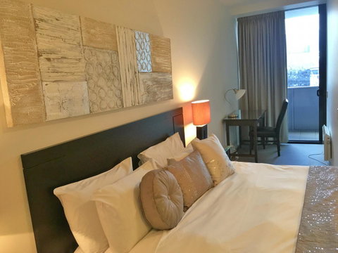 Dockland Kings Lucky 805 - Goulburn Accommodation 11