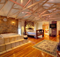Ditto Daddy's - Goulburn Accommodation