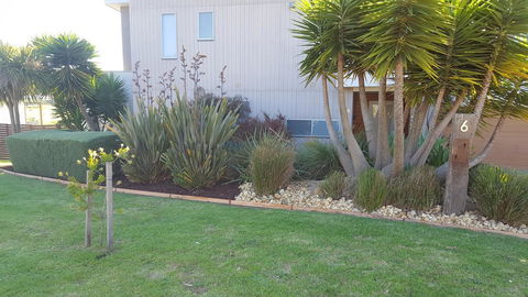 Saltwater Breeze Retreat - Goulburn Accommodation 29