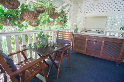 Debbie\'s Place - Goulburn Accommodation 32