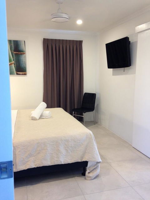 Chez Noosa Resort Motel - Goulburn Accommodation 12
