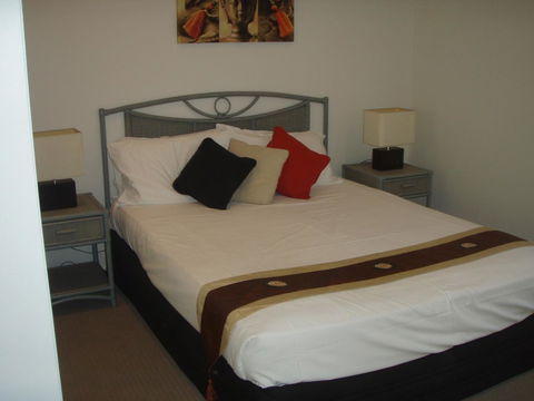 Sails On Horseshoe - Goulburn Accommodation 24