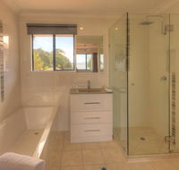 Dolphin Waters - Goulburn Accommodation