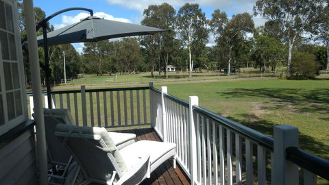 Lake Weyba Noosa Lodge & Kangaroos - Goulburn Accommodation 17