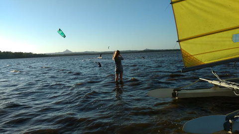 Lake Weyba Noosa Lodge & Kangaroos - Goulburn Accommodation 38