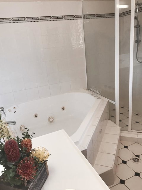 The Bearded Dragon Boutique Hotel - Goulburn Accommodation 44