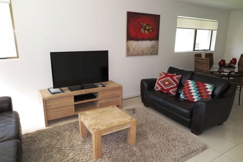 Saks On Hastings - Goulburn Accommodation 26