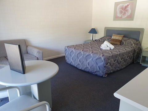 Dalby Manor Motor Inn - Goulburn Accommodation 2