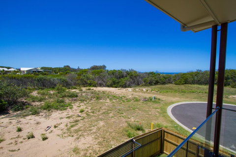 Agnes Sails - Goulburn Accommodation 37
