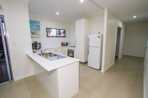 Agnes Sails - Goulburn Accommodation 3