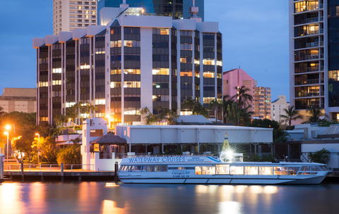Tiki Hotel Apartments Surfers Paradise - Goulburn Accommodation 8