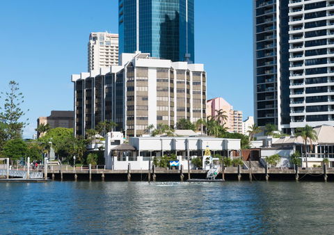 Tiki Hotel Apartments Surfers Paradise - Goulburn Accommodation 4