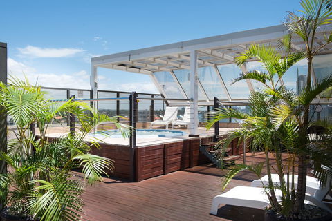 Tiki Hotel Apartments Surfers Paradise - Goulburn Accommodation 0