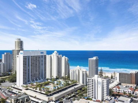Beach Stay - Ocean & Riverview Resort Chevron Renaissance Central Surfers Paradise - Goulburn Accommodation 24