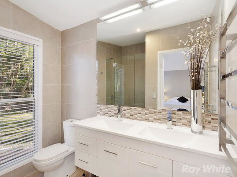 Beach House On Tradewinds Avenue - Goulburn Accommodation 8