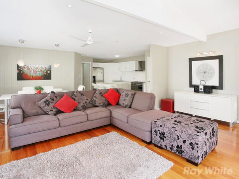 Beach House On Tradewinds Avenue - Goulburn Accommodation 3