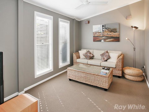 Beach House On Tradewinds Avenue - Goulburn Accommodation 6