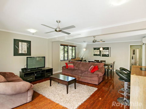 Beach House On Jones Parade, Central Coolum Beach - Goulburn Accommodation 4