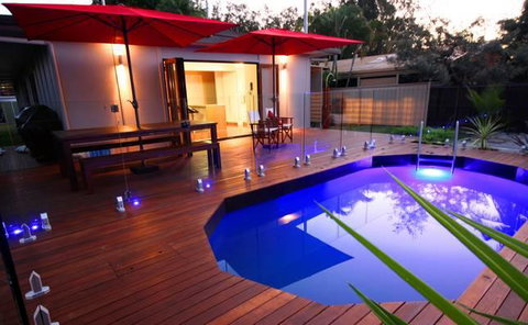 Beach House On Jones Parade, Central Coolum Beach - Goulburn Accommodation 1