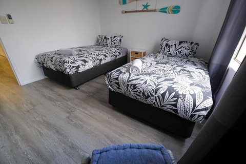 Sanctuary Beach Retreat - Goulburn Accommodation 2