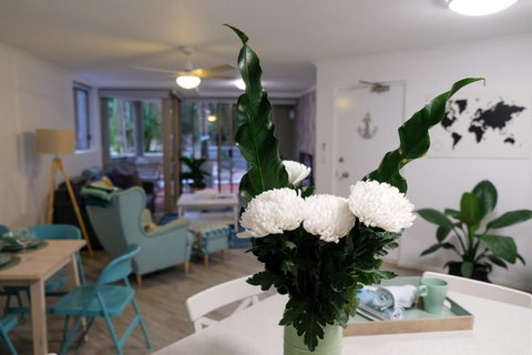 Sanctuary Beach Retreat - Goulburn Accommodation 9