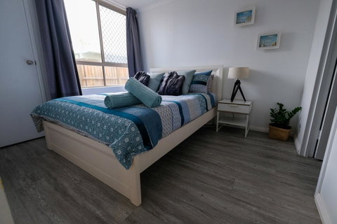 Sanctuary Beach Retreat - Goulburn Accommodation 1