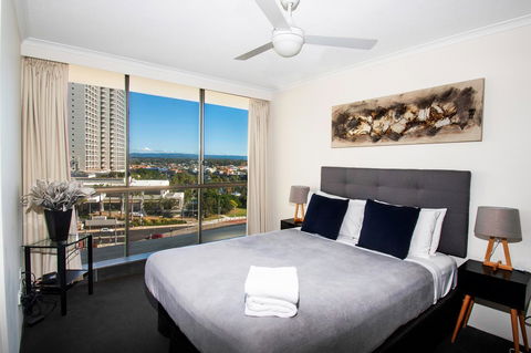 Seacrest Beachfront Apartments Surfers Paradise - Goulburn Accommodation 1