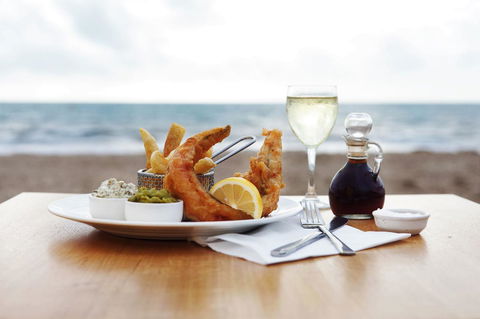 Seacrest Beachfront Apartments Surfers Paradise - Goulburn Accommodation 38