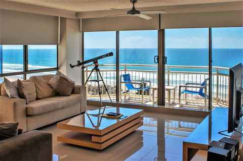 Seacrest Beachfront Apartments Surfers Paradise - Goulburn Accommodation 30