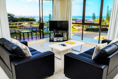 Seacrest Beachfront Apartments Surfers Paradise - Goulburn Accommodation 35