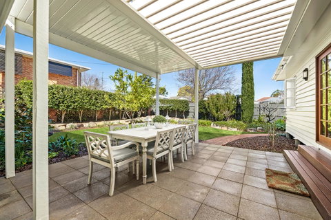 Frangipani House - Goulburn Accommodation 31