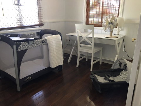 Frangipani House - Goulburn Accommodation 18