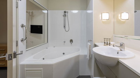 Oaks Hervey Bay Resort And Spa - Goulburn Accommodation 11