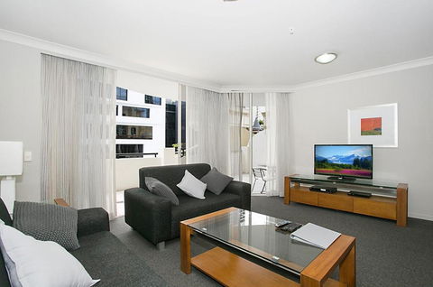 Towers Of Chevron - Private Apartment - Goulburn Accommodation 2